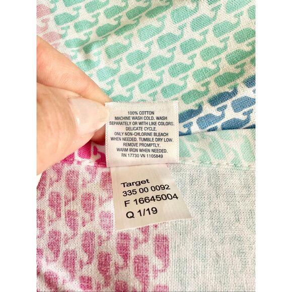 Pastel color Vineyard Vines - whale patch placemat/ decorative dish cloth - 17 1 - Picture 4 of 7